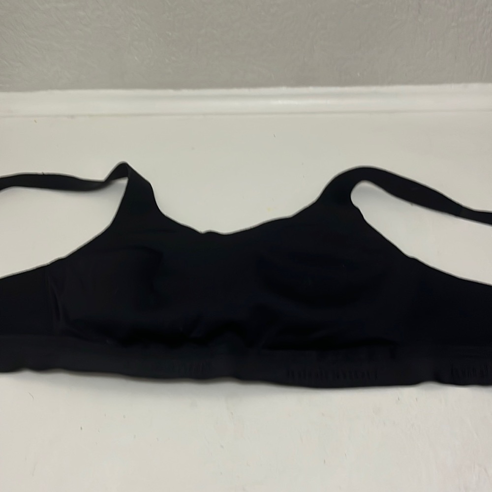 Lululemon Sports Bra — NEW W/OUT TAGS